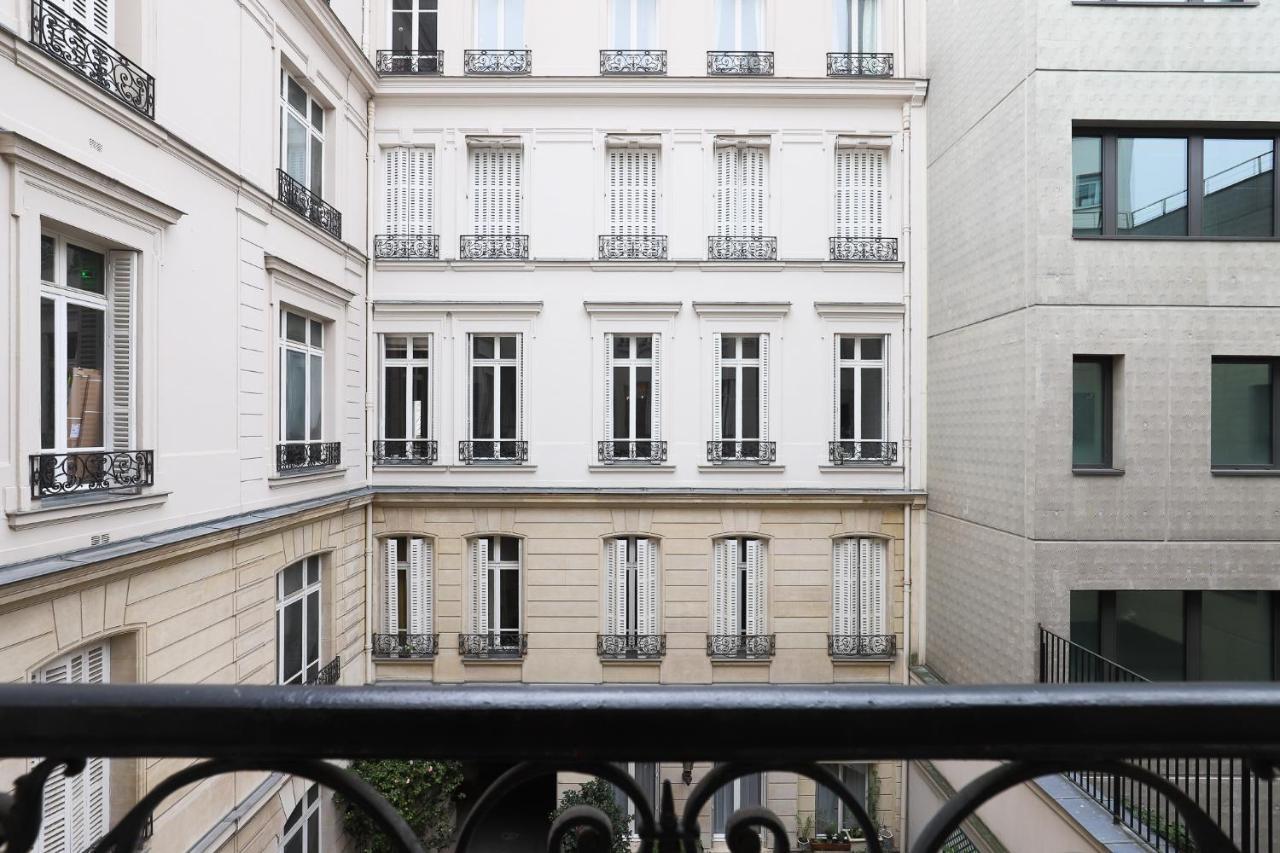 Luxury Champs-élysées *